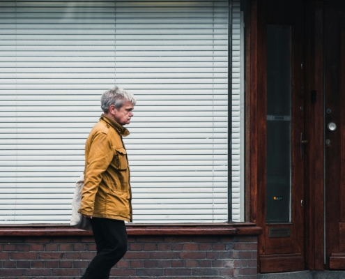 how cataracts affect daily life